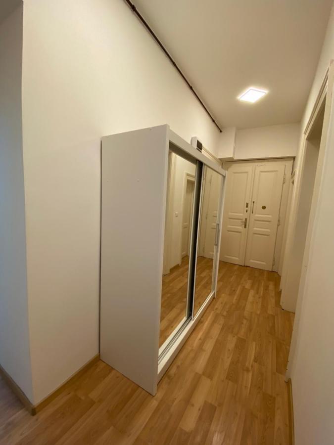 Designed Apartment Next To Vaclav Square With Terrace And Private Garage ปราก ภายนอก รูปภาพ